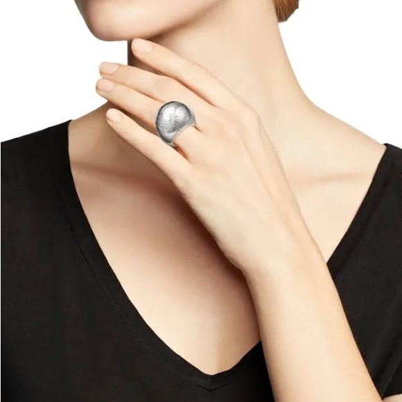 IPOLITA Classic Sterling Silver Hammered Dome Ring - Picture 3 of 11